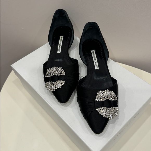 Crystal embellished satin flats from Manolo Blahnik - Picture 6 of 11